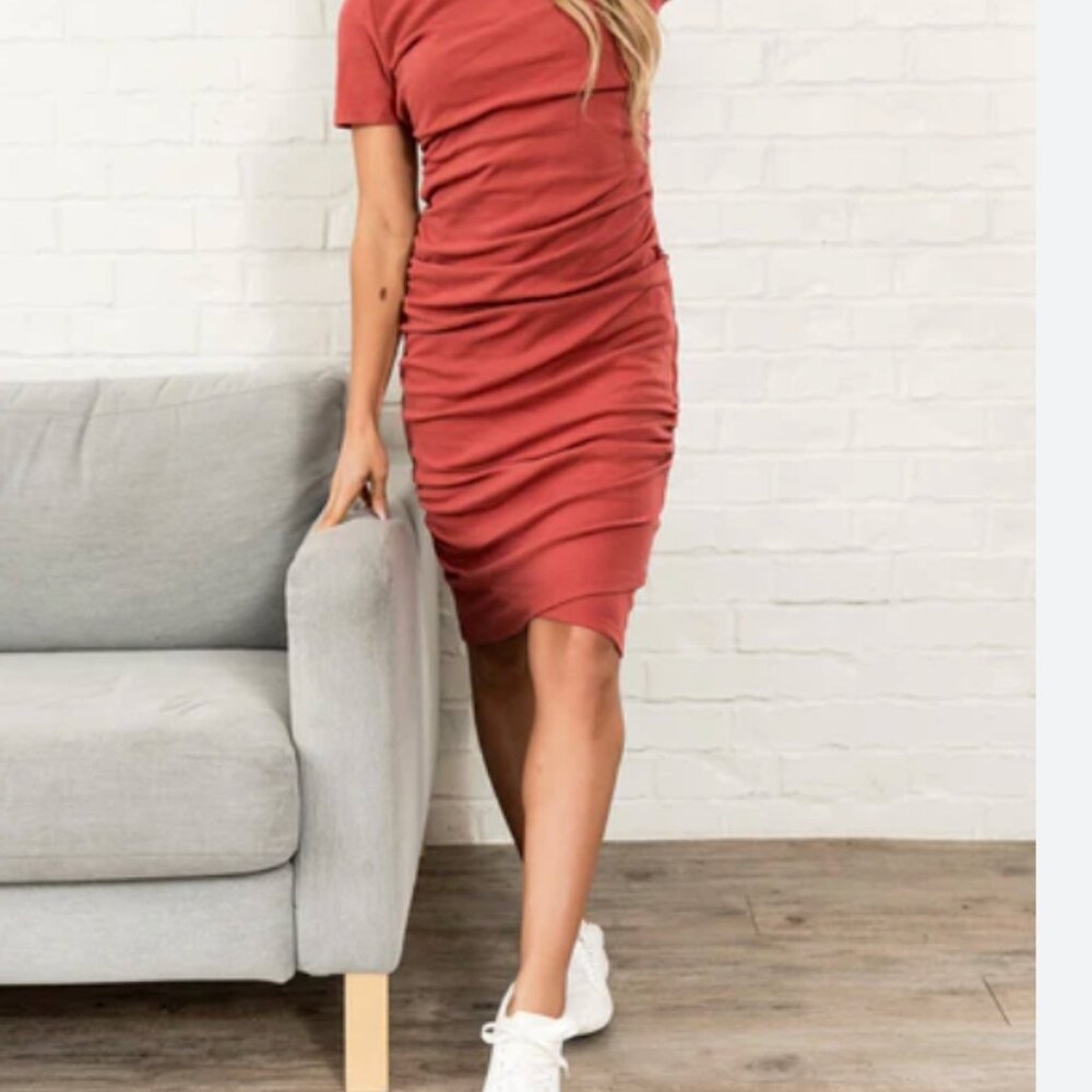 Ampersand Better Than Basics Dress - Red. Graduation. Size XXL